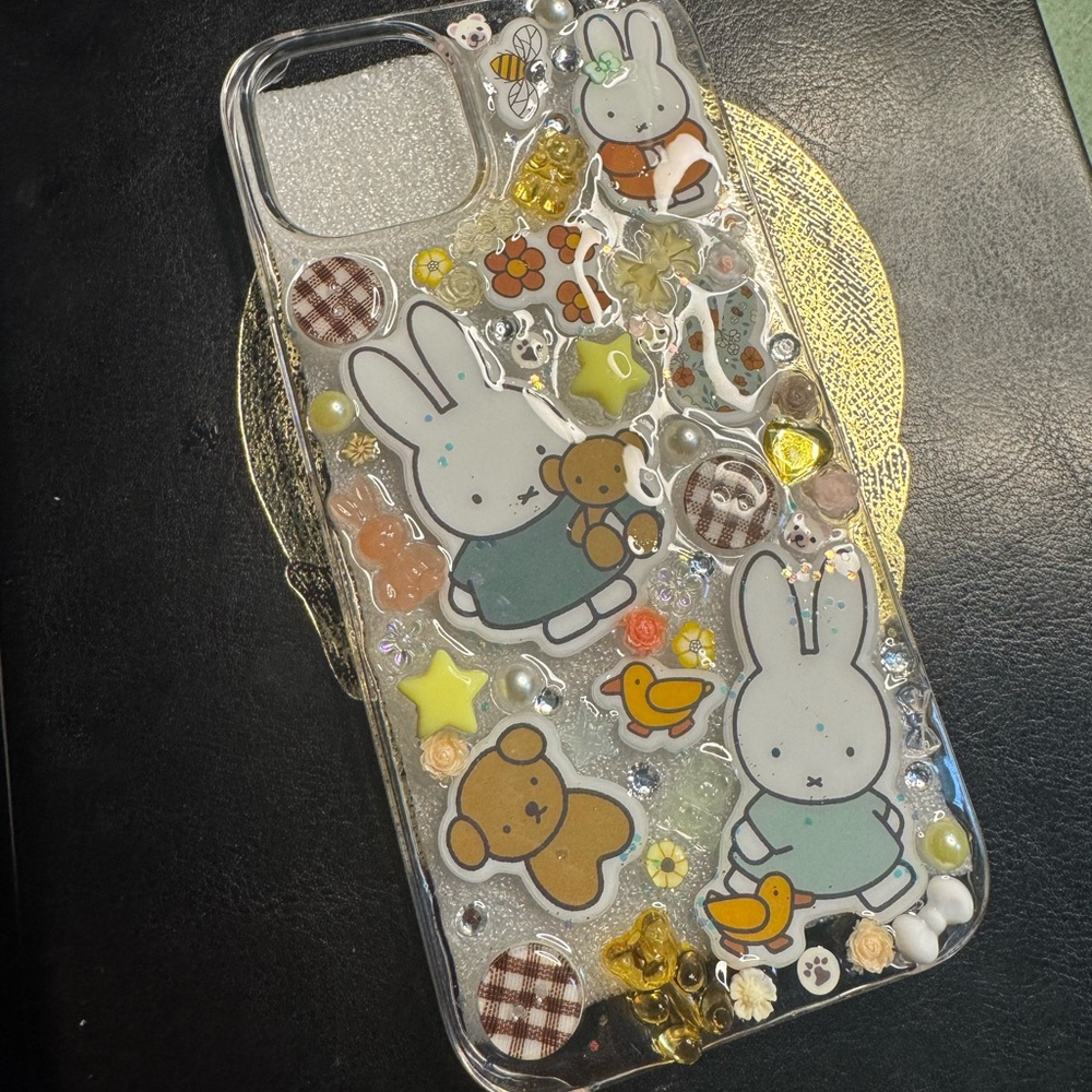 Cute Bunny and Bear Clear Miffy iPhone 14 Junk Case.